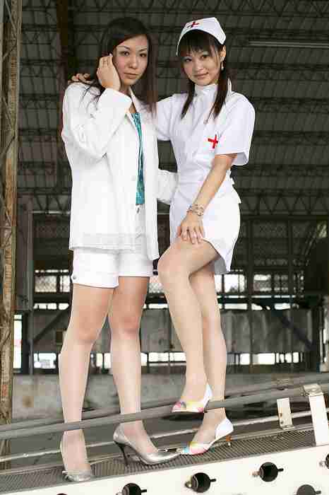 两个性感丝袜小护士[天使原创摄影吧legbar]ID0254 20061217nini&venus